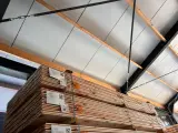 Ca. 80x Douglas Design – Triple – Deens profiel, 22x142mm, lengte 300cm – foto 5 – kavel bij Onlineveilingmeester