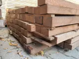 Ca. 100x Angelim Pedra Onderliggers Fijnbezaagd, 40x60mm, lengte 465cm – foto 2 – kavel bij Onlineveilingmeester