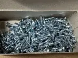 Ca. 32x 200 pack spaanplaatschroeven QZ-Combi, 3,5x16 – foto 4 – kavel bij Onlineveilingmeester