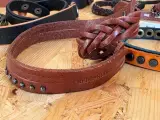 Ca. 325x Mixpartij lederen armbanden Fred&Bruder – foto 10 – kavel bij Onlineveilingmeester
