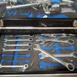 Gereedschapskoffer met inhoud, 97-delig Airpress – foto 4 – kavel bij Onlineveilingmeester, Winsum