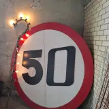 Verlichte Sinterklaas staf met " 50 jaar " bord – foto 2 – kavel bij Onlineveilingmeester, Winsum