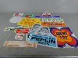 Set vintage reclame- en promotie stickers – kavel bij De Kringwinkel, Diest