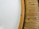 Ronde rotan salontafel met wit blad – foto 3 – kavel bij De Kringwinkel, Heverlee