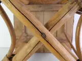 Vintage rotan krukje / bijzettafeltje – foto 11 – kavel bij De Kringwinkel, Heverlee