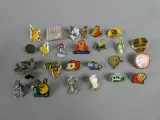 Collectie pins – kavel bij De Kringwinkel, Diest