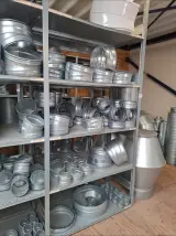 Grote partij diverse luchtkanaalbuizen en bijbehorende accessoires – foto 6 – kavel bij Onlineveilingmeester, Groningen