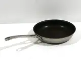 Le Creuset 24cm Pan – kavel bij De Kringwinkel, Maaseik