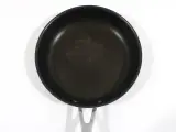 Le Creuset 24cm Pan – foto 3 – kavel bij De Kringwinkel, Maaseik