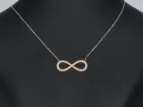 Witgouden collier met een rosegouden diamanten infinity hanger – foto 2 – kavel bij Onlineveilingmeester