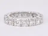 Witgouden alliance ring met diamanten – kavel bij Onlineveilingmeester