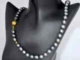 Schoeffel - Tahiti parel ketting met gouden diamanten sluiting – kavel bij Onlineveilingmeester