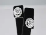 Witgouden diamanten entourage oorbellen van 1.50 carat – kavel bij Onlineveilingmeester