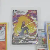 Ca. 34x Kaart, Pokémon, o.a. Radiant Charizard – foto 19 – kavel bij Domeinen Roerende Zaken, Groningen