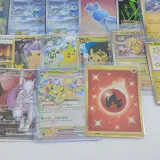 Ca. 34x Kaart, Pokémon, o.a. Radiant Charizard – foto 10 – kavel bij Domeinen Roerende Zaken, Groningen