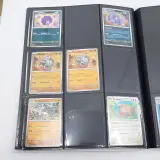Verzamelmap met kaarten, Pokémon, o.a. Ivysaur MEW EN 002/165 – foto 25 – kavel bij Domeinen Roerende Zaken, Groningen
