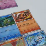 Assortiment kaarten, Pokémon, o.a. Slowbro SVI EN 043/198 – foto 27 – kavel bij Domeinen Roerende Zaken, Groningen