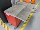 4x Werkplaatskast en 1x magneetbord – foto 5 – kavel bij Onlineveilingmeester, Almere