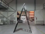 Werktrap Altrex, 11 treeds met bordes – foto 3 – kavel bij Onlineveilingmeester, Almere