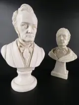 Set van 2 witte buste beelden van Wagner – kavel bij De Kringwinkel, Heverlee
