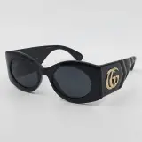 Zonnebril, Gucci, GG0810S 001 – kavel bij Domeinen Roerende Zaken, Groningen