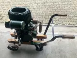 cilinder stationair motor, Wolseij, groen, 1959 – foto 3 – kavel bij Onlineveilingmeester, Kootstertille
