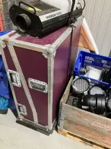 Partij flightcases met show/stage en rookmachine – foto 11 – kavel bij Onlineveilingmeester, Kootstertille