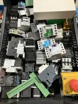 Partij electramateriaal – foto 2 – kavel bij Onlineveilingmeester, Kootstertille