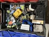 Partij electramateriaal – foto 7 – kavel bij Onlineveilingmeester, Kootstertille