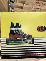 Ca. 20x Paar hockeyschaatsen, Kopovol, rood zwart – kavel bij Onlineveilingmeester, Kootstertille
