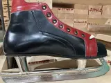 Ca. 20x Paar hockeyschaatsen, Kopovol, rood zwart – foto 2 – kavel bij Onlineveilingmeester, Kootstertille