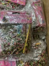 Ca. 97x Verpakkingen loombandjes – foto 3 – kavel bij Onlineveilingmeester, Kootstertille