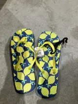 2x Dozen slippers – foto 3 – kavel bij Onlineveilingmeester, Kootstertille