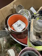 Ca. 350x Decoratie artikelen in kuubsdoos – foto 3 – kavel bij Onlineveilingmeester, Kootstertille