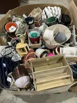 Ca. 350x Decoratie artikelen in kuubsdoos – foto 9 – kavel bij Onlineveilingmeester, Kootstertille