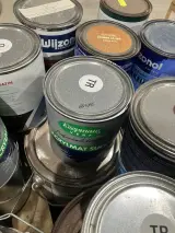 Pallet verfblikken – foto 6 – kavel bij Onlineveilingmeester, Kootstertille