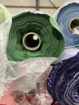 Ca. 15x Rollen elastische Stof – foto 7 – kavel bij Onlineveilingmeester, Kootstertille