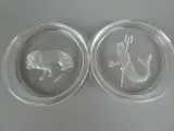 Set van 11 glazen onderzetters met dieren- en sterrenbeeldmotieven Ø 9 cm – foto 5 – kavel bij De Kringwinkel, Diest