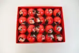 Set van 20 Vintage Coca-Cola Kerstballen (Decoupage/Papier-maché stijl) – kavel bij De Kringwinkel, Waardamme