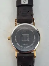 Stijlvolle en direct draagbare Tissot C212K Swiss Made Dress Watch – foto 3 – kavel bij De Kringwinkel, Waardamme