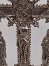 Antiek Frans altaarkruis (kruisbeeld of crucifix) in neogotische of barokstijl – foto 4 – kavel bij De Kringwinkel, Waardamme