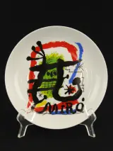 Joan Miro Set van 6 dessertborden met reproducties van werken van de kunstenaar – foto 7 – kavel bij De Kringwinkel, Antwerpen