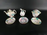 Decoratieve 6-delige porseleinen theeset in Engelse stijl – kavel bij De Kringwinkel, Heverlee