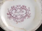 Decoratieve 6-delige porseleinen theeset in Engelse stijl – foto 6 – kavel bij De Kringwinkel, Heverlee