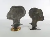 Exclusief paar zware Mid-Century metalen bustes – Afrikaans design – 5.4 kg – foto 2 – kavel bij De Kringwinkel, Heverlee