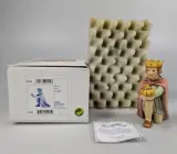 Set van 13 Goebel beeldjes met certificaat en originele dozen – foto 12 – kavel bij De Kringwinkel, Sint-Niklaas