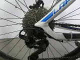 Mountainbike Lapierre met schijfremmen en vering – foto 23 – kavel bij De Kringwinkel, Heverlee