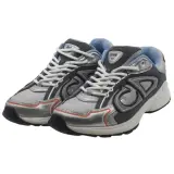 Exclusieve designer schoenen – veiling bij Domeinen Roerende Zaken, Groningen