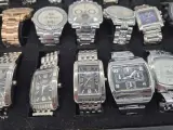 Bijzondere horlogecollectie – 30 polshorloges – mix van vintage, klassiek en modern – inclusief horlogebatterijen – foto 8 – kavel bij Onlineveilingmeester, Groningen