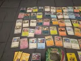 Mega Pokémon kaarten TCG-verzameling – veel kaarten en accessoires – foto 4 – kavel bij Onlineveilingmeester, Groningen